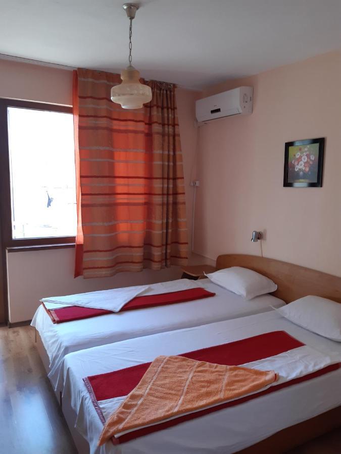 Nelly Guest House Sozopol Exterior photo